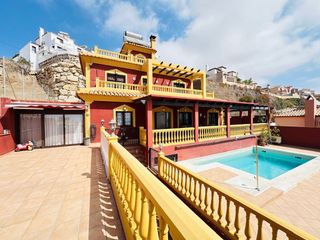 Chalet in Urbanización Santa Rosa. Villa de lujo en una urbanización exclusiva en torrox costa mála