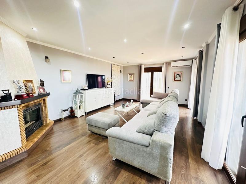 Foto 0f3d77fa-1bc8-45f0-8e36-251eb8b609a6. Chalet villa de lujo en una urbanización exclusiva costa málaga y a 5 minutos de nerja. en Torrox
