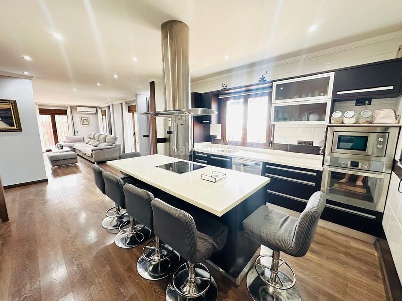 Foto bbe5dd0a-22c3-45a1-817a-de8be7f0bf0f. Chalet villa de lujo en una urbanización exclusiva costa málaga y a 5 minutos de nerja. en Torrox