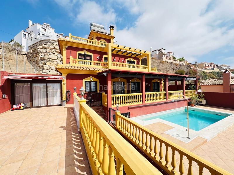 Foto f469aeaf-65a6-4842-b723-2b6e4607a48e. Chalet villa de lujo en una urbanización exclusiva costa málaga y a 5 minutos de nerja. en Torrox