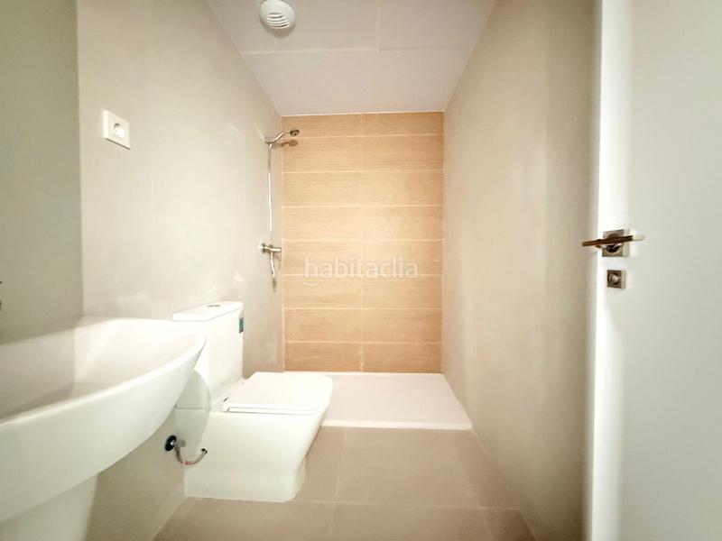 Foto 062668b3-7f4a-4830-bd25-e03f4e76a19b. Piso  costa junto al mar. en Laguna Beach Torrox