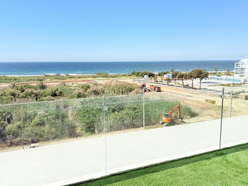 Foto 5502389e-924b-403d-adce-50a3e4a4b566. Piso  costa junto al mar. en Laguna Beach Torrox