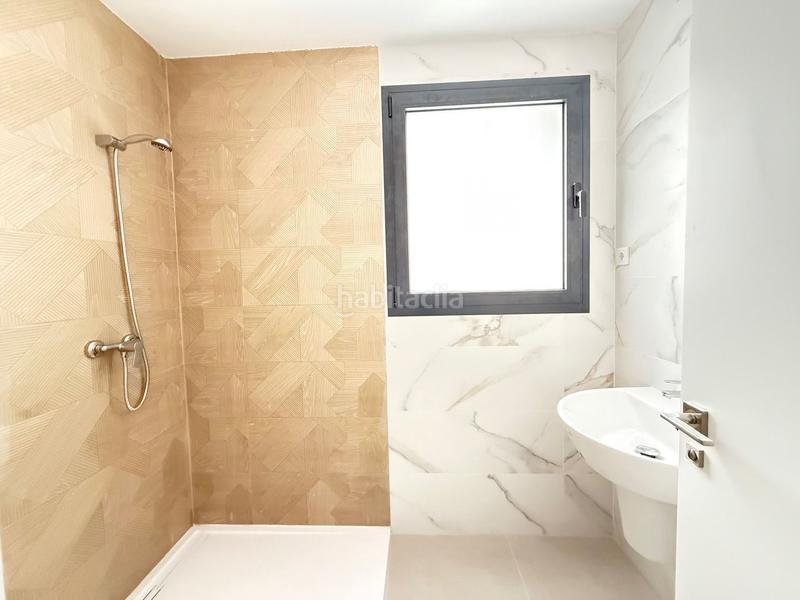 Foto a9ab3ab5-2d05-4d4a-9f78-567654819784. Piso  costa junto al mar. en Laguna Beach Torrox