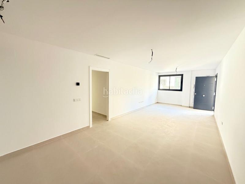 Foto c82b1d97-7c6f-48a6-bf1b-c6fa9605b404. Piso  costa junto al mar. en Laguna Beach Torrox