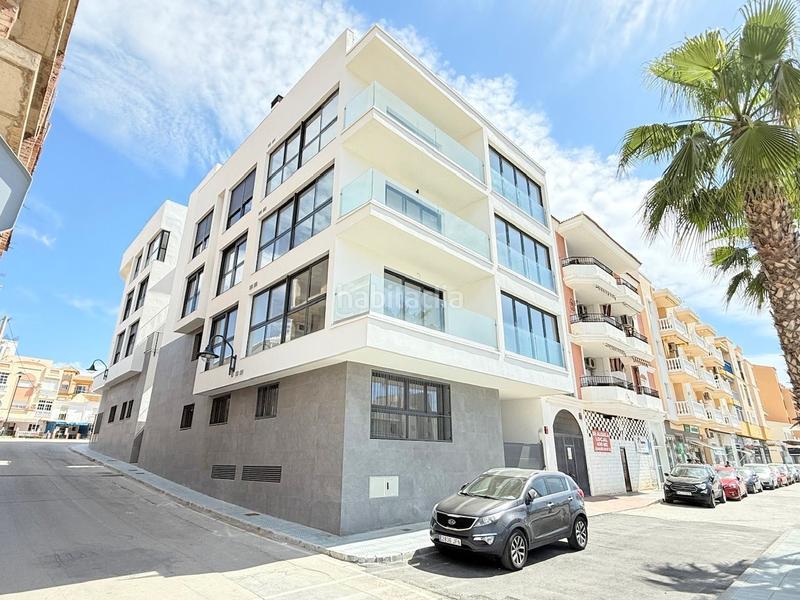 Foto cfac686b-42bc-4a16-aa34-2bcac10bf0bd. Piso  costa junto al mar. en Laguna Beach Torrox