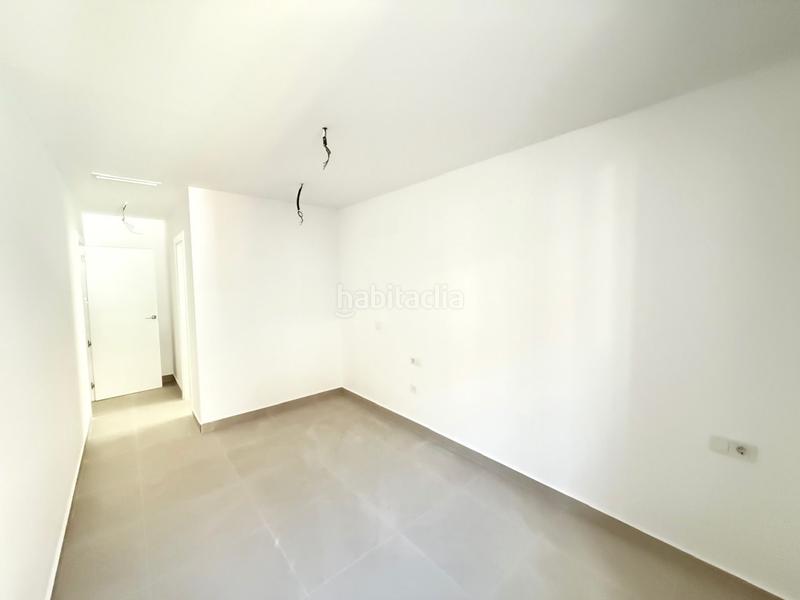 Foto e7313e95-aad4-4d9c-be01-b720b0489737. Piso  costa junto al mar. en Laguna Beach Torrox