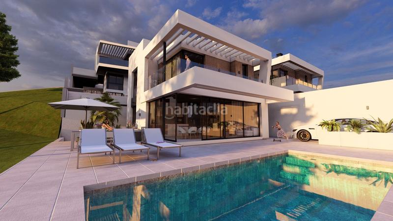 Foto 841d1122-b791-467f-b2f6-766bd0e15508. Chalet avec piscine dans Capistrano Nerja