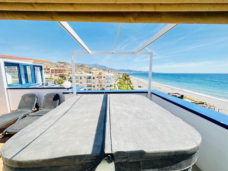 Foto 49cb3664-6a0d-4608-b278-4bcf14f5d10a. Dachwohnung in El Peñoncillo Torrox