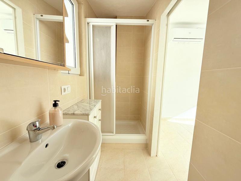 Foto 900173b7-5464-4c50-86a4-0d918fe36a1f. Casa chalet con piscina privada costa El Peñoncillo con vistas al mar. en Torrox
