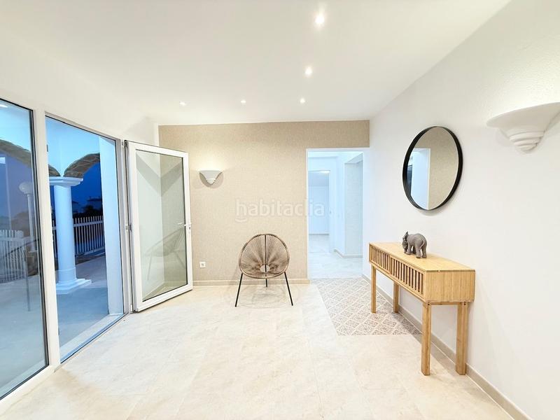 Foto ada0bc39-e99c-45f2-8363-e90063b55213. Casa chalet con piscina privada costa El Peñoncillo con vistas al mar. en Torrox