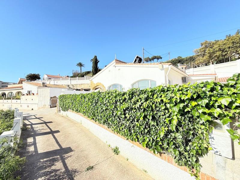 Foto b977d8e5-2cda-424d-a5b7-e7bf872be19d. Casa amb calefacció piscina a El Peñoncillo Torrox