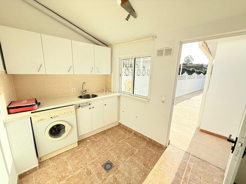 Foto fbb222dc-c58e-47c3-b19e-9079d0c3ed85. Casa chalet con piscina privada costa El Peñoncillo con vistas al mar. en Torrox