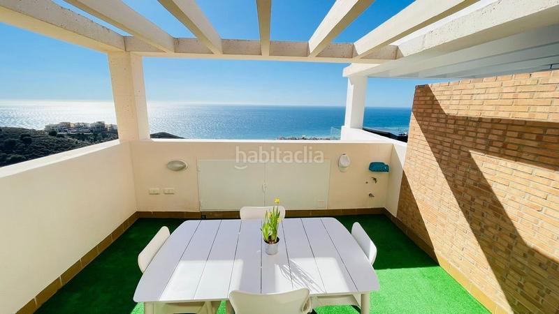 Foto 5c8b0627-56fc-45b4-9c69-0e44f8d39681. Casa adosada chalet adosado costa con vistas panorámicas al mar en la urbanización balcones dEl Peñoncillo. en Torrox