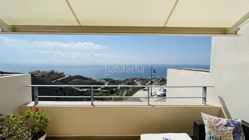 Foto 60d9eb70-66f9-434b-ba7e-f01c0b8d6501. Casa adosada chalet adosado costa con vistas panorámicas al mar en la urbanización balcones dEl Peñoncillo. en Torrox