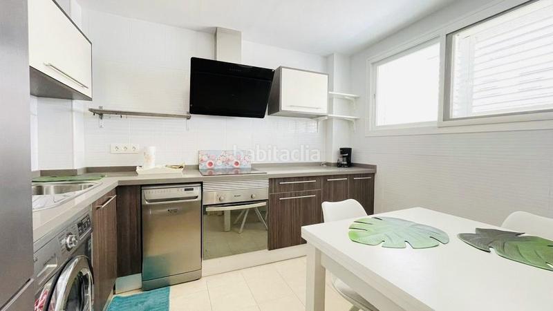 Foto 96414e2c-9496-44ae-b752-bc6bdaed2db0. Casa adosada chalet adosado costa con vistas panorámicas al mar en la urbanización balcones dEl Peñoncillo. en Torrox