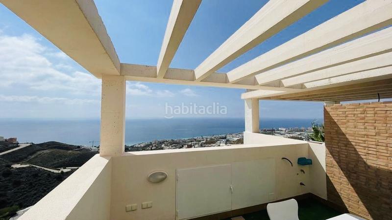 Foto d4434952-afe2-48d8-9b53-105c8c08b31c. Casa adosada chalet adosado costa con vistas panorámicas al mar en la urbanización balcones dEl Peñoncillo. en Torrox