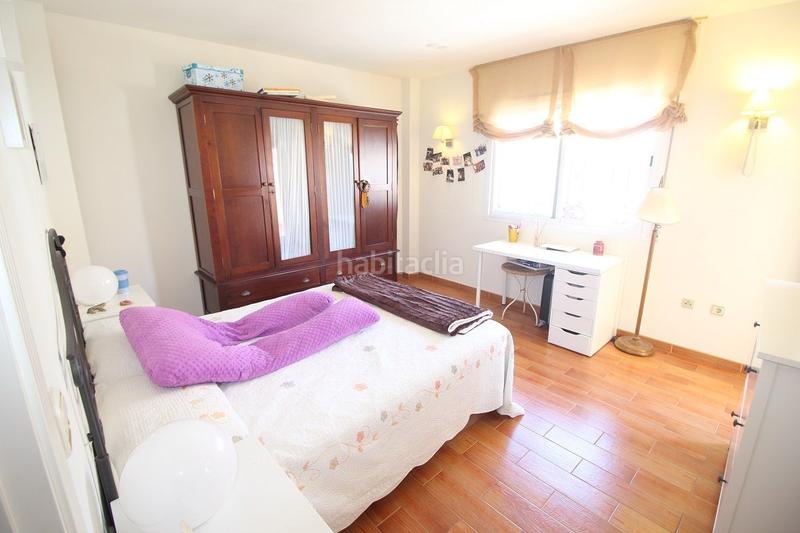 Foto 6dca9ac4-b87f-423f-bd42-8affb2103d6e. Casa adosada espectacular chalet de lujo situado en primera línea de playa málaga con salida directa al paseo marítimo. en Torre del Mar
