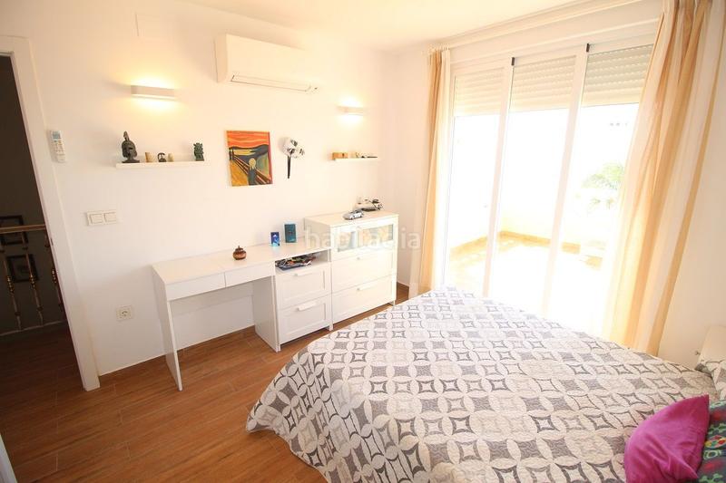 Foto 8964cd7d-f347-4970-9a67-9087aa38c556. Casa adosada espectacular chalet de lujo situado en primera línea de playa málaga con salida directa al paseo marítimo. en Torre del Mar