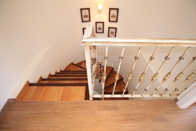 Foto 97d9803b-bf13-4e05-bb3d-66672004918b. Maison jumelée avec chauffage piscine dans Paseo Marítimo de Levante Torre del Mar