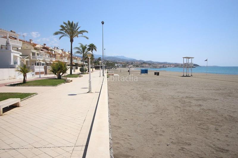 Foto ba88fcc9-e65c-44be-a69f-8484cd781bfd. Maison jumelée avec chauffage piscine dans Paseo Marítimo de Levante Torre del Mar