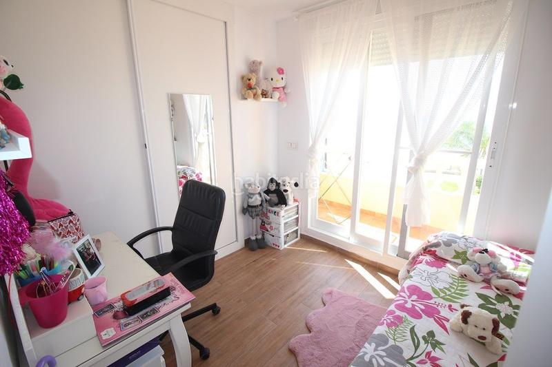 Foto cb21e9e4-4328-4531-b31a-729c122bd8b6. Maison jumelée avec chauffage piscine dans Paseo Marítimo de Levante Torre del Mar