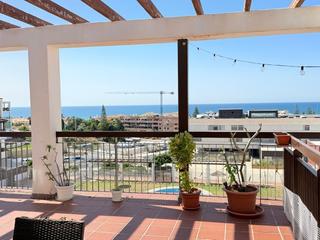 Àtic a Añoreta Baja. Ático en rincón de la victoria con vistas al mar.
