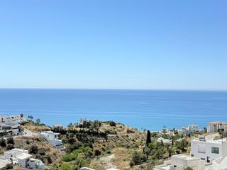 Terrain résidentiel à El Peñoncillo. Parcela urbana de 434 m2 en torrox costa en la urbanización balc