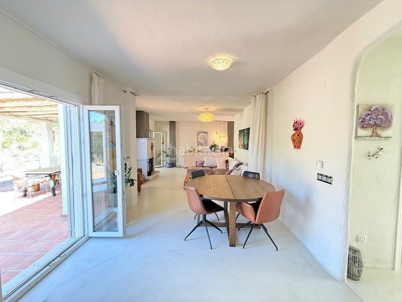 Foto 22961bb8-88ff-43c2-b95b-01a33e4a231d. Chalet espectacular villa de lujo con apartamento en frigiliana con vistas impresionantes, piscina y jacuzzi spa. en Cómpeta