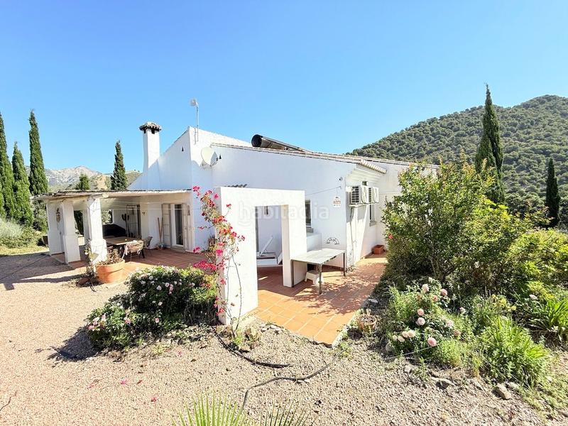 Foto 300fb495-c2d6-4441-991a-ca24a9677466. Chalet espectacular villa de lujo con apartamento en frigiliana con vistas impresionantes, piscina y jacuzzi spa. en Cómpeta