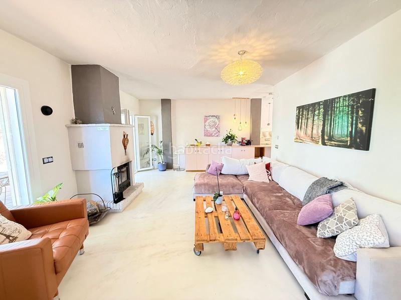 Foto cb95e155-0946-4b41-8860-b29ea281c54f. Chalet espectacular villa de lujo con apartamento en frigiliana con vistas impresionantes, piscina y jacuzzi spa. en Cómpeta