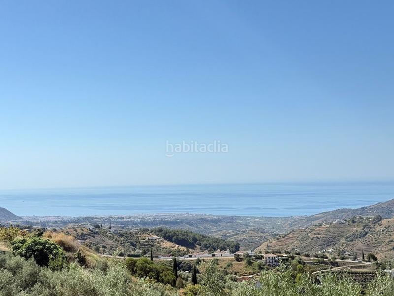 Foto d103a053-1b3d-445a-bb80-856e2319fbd4. Chalet espectacular villa de lujo con apartamento en frigiliana con vistas impresionantes, piscina y jacuzzi spa. en Cómpeta
