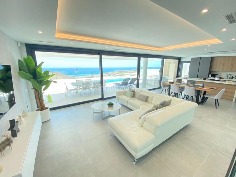 Foto 0a4d7f92-a594-4d6b-b7d8-433880e614aa. Chalet mit heizung pool in Chaparil - Torrecilla - Punta Lara Nerja