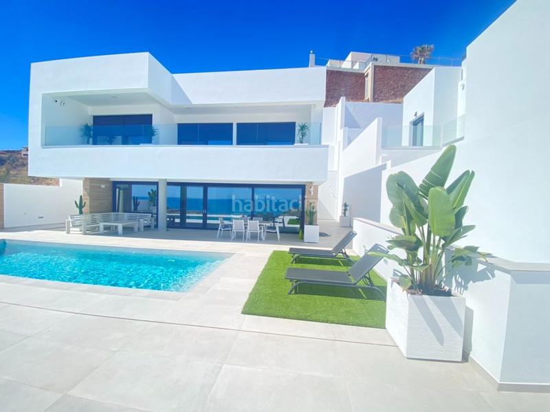 Foto 10f170f1-dd62-4207-80bd-d4e75160f08d. Chalet mit heizung pool in Chaparil - Torrecilla - Punta Lara Nerja