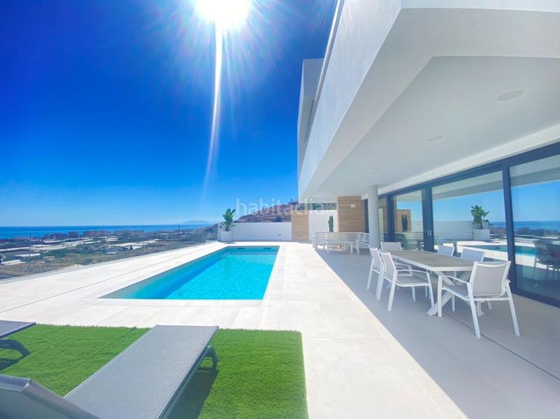 Foto 4f2d7397-ad0d-4cd2-9add-82867f9a466c. Chalet villa de lujo con diseño de estilo moderno a 6 kilómetros en Nerja