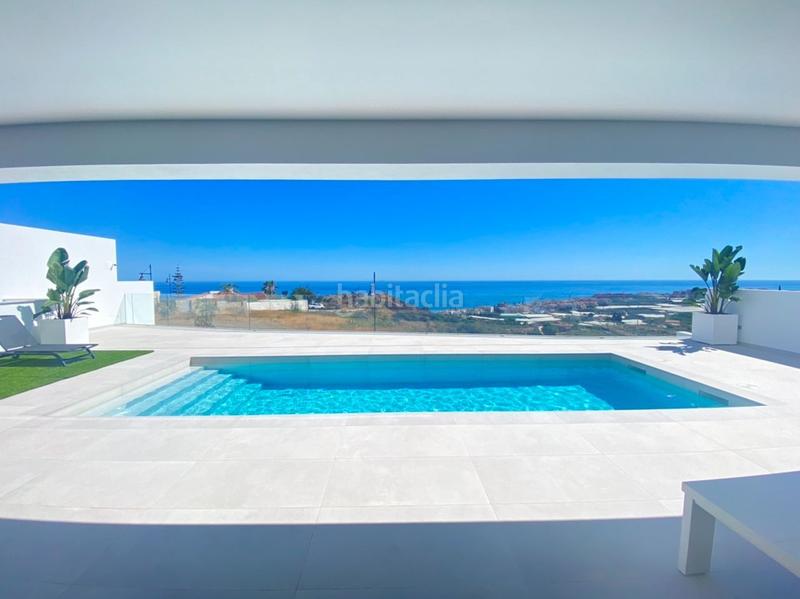 Foto 71a638b8-69f9-4fac-9b40-b8b224d6261b. Chalet villa de lujo con diseño de estilo moderno a 6 kilómetros en Nerja