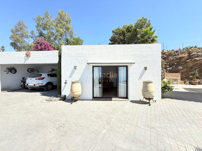 Foto 3fddb6b3-1e17-4464-b1a7-8983bdb37824. Chalet villa de lujo con diseño de estilo moderno en vélez málaga. en Vélez - Málaga