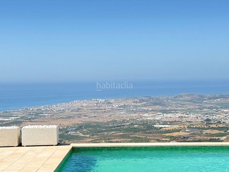 Foto 4aade135-68a5-4da7-8002-d93a1399426a. Chalet villa de lujo con diseño de estilo moderno en vélez málaga. en Vélez - Málaga