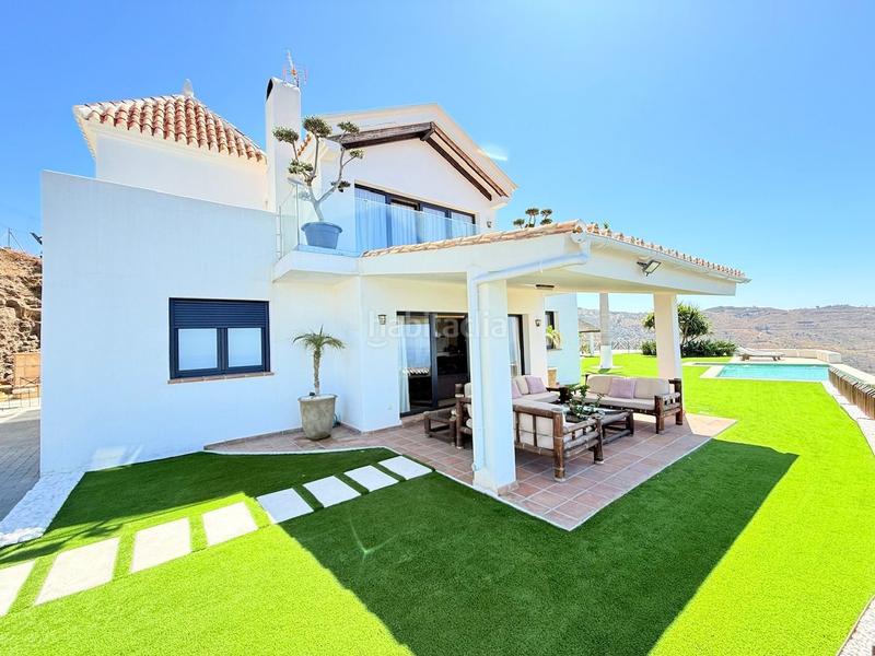 Foto 6ea12575-a936-40fb-b06d-d724e7b9dcb3. Chalet villa de lujo con diseño de estilo moderno en vélez málaga. en Vélez - Málaga
