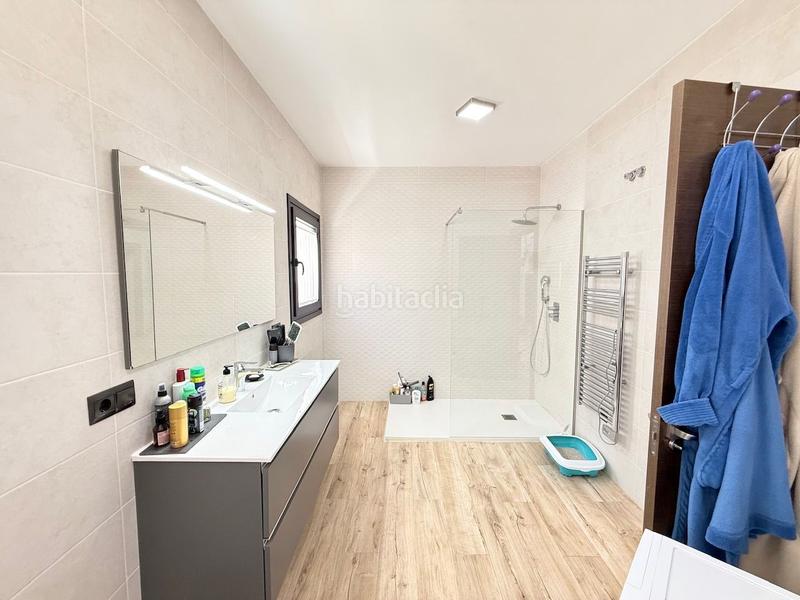 Foto 74394638-aa42-4fde-8832-6bf92e32d848. Chalet villa de lujo con diseño de estilo moderno en vélez málaga. en Vélez - Málaga
