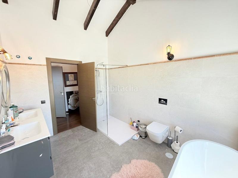Foto 985f38a7-7aeb-4007-b6a7-c298f0e63428. Chalet villa de lujo con diseño de estilo moderno en vélez málaga. en Vélez - Málaga