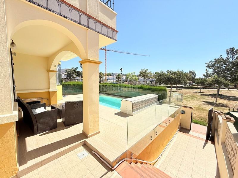 Foto 2f7bae4b-0dab-4c9d-9da4-68665d99efb9. Casa amb calefacció piscina a Caleta de Velez