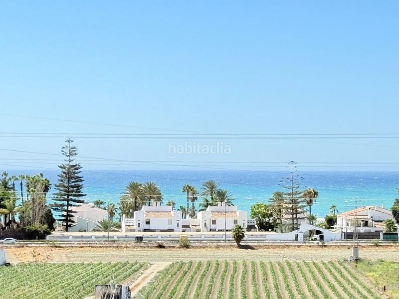 Foto 5df34077-b6ac-4cb4-b3d7-ec75175c4cc7. Casa chalet pareado ubicado en caleta de vélez y a 400 metros de la playa. en Caleta de Velez