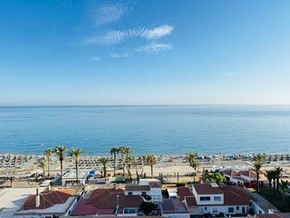 Appartement à Centro Internacional. Piso en primera línea de playa en torrox costa.