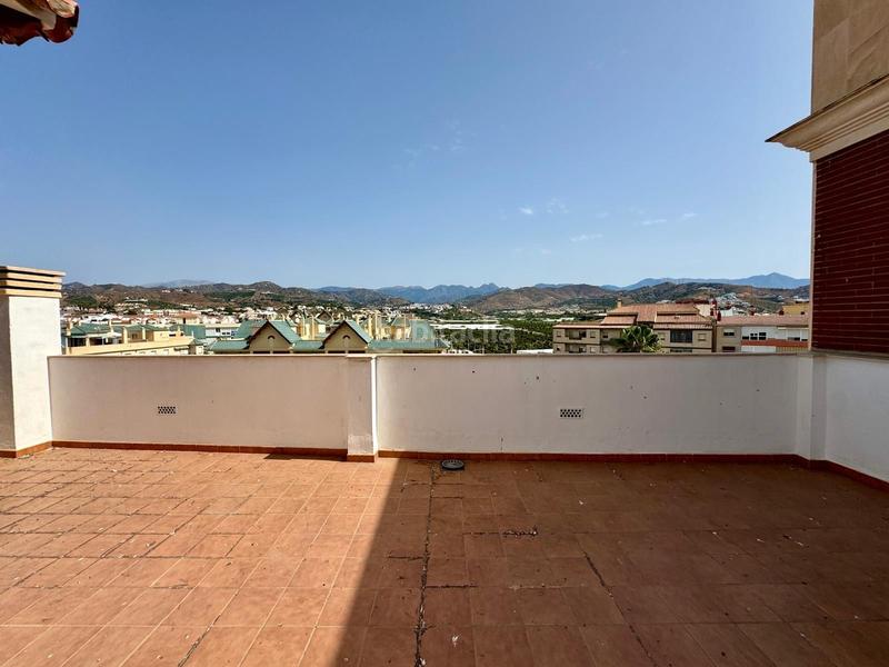 Foto 9fb01f00-e489-4101-9429-fd1e564af75c. Piso  costa a 200 metros de la playa. en Centro Internacional Torrox