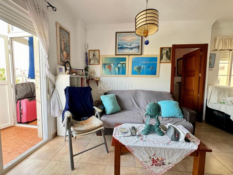 Foto b1129dd1-4b52-41be-bf60-7e81ad507059. Piso  costa a 200 metros de la playa. en Centro Internacional Torrox