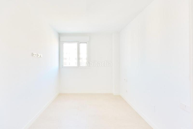 Foto 07958a78-05a4-43e6-8459-a23341e47040. Appartamento con riscaldamento piscina in Poniente-Faro Torre del Mar