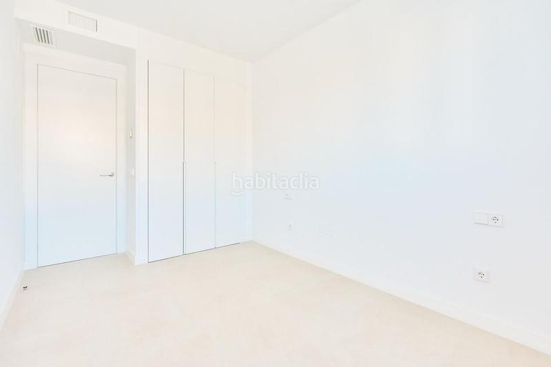 Foto 0fc2df3a-94d1-4709-900d-04af9b06b3e1. Appartamento con riscaldamento piscina in Poniente-Faro Torre del Mar