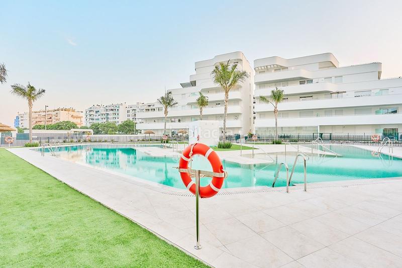 Foto 6341fa49-653e-4180-979a-c79e0d21091a. Appartamento con riscaldamento piscina in Poniente-Faro Torre del Mar