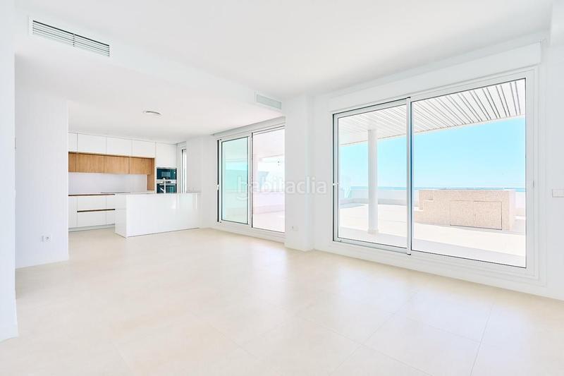 Foto fff403b6-30da-46f5-bd05-bd812986083c. Appartamento con riscaldamento piscina in Poniente-Faro Torre del Mar