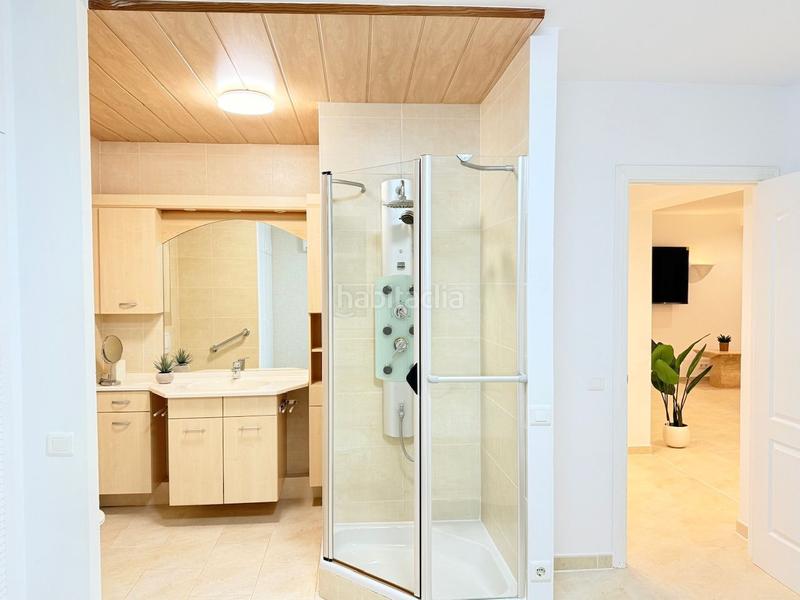 Foto 4d2826b5-e307-4513-a0d5-e9d2f9655dae. Casa chalet con piscina privada costa El Peñoncillo con vistas al mar. en Torrox